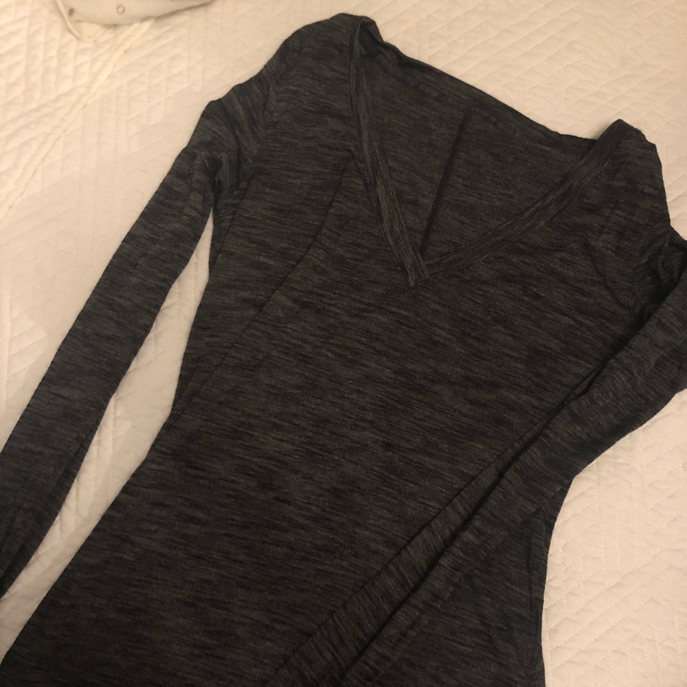 Lululemon long sleeve athletic shirt